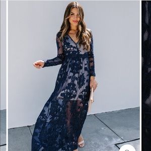 Navy blue lace long sleeve maxi dress